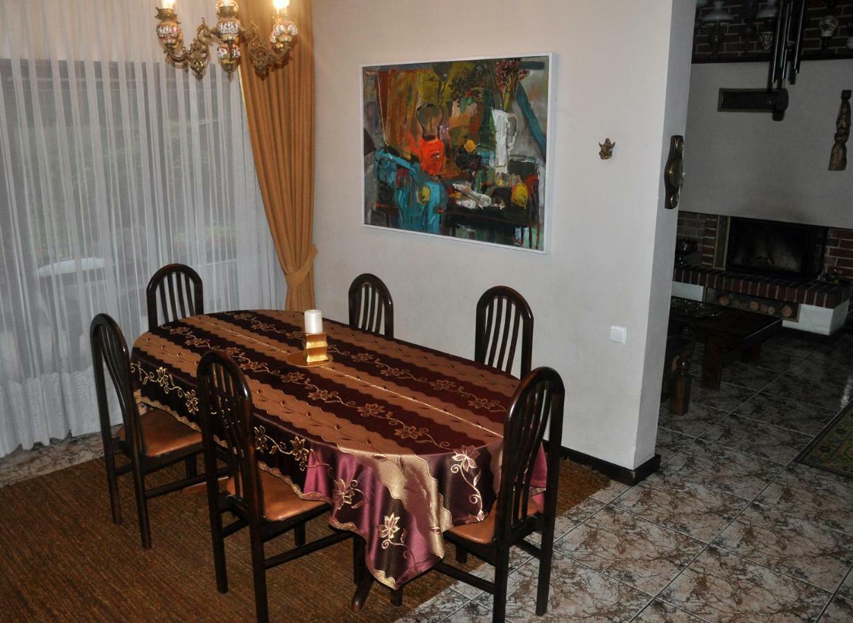 Pokoje Goscinne Pod Sikornikiem Krakau Exterior foto